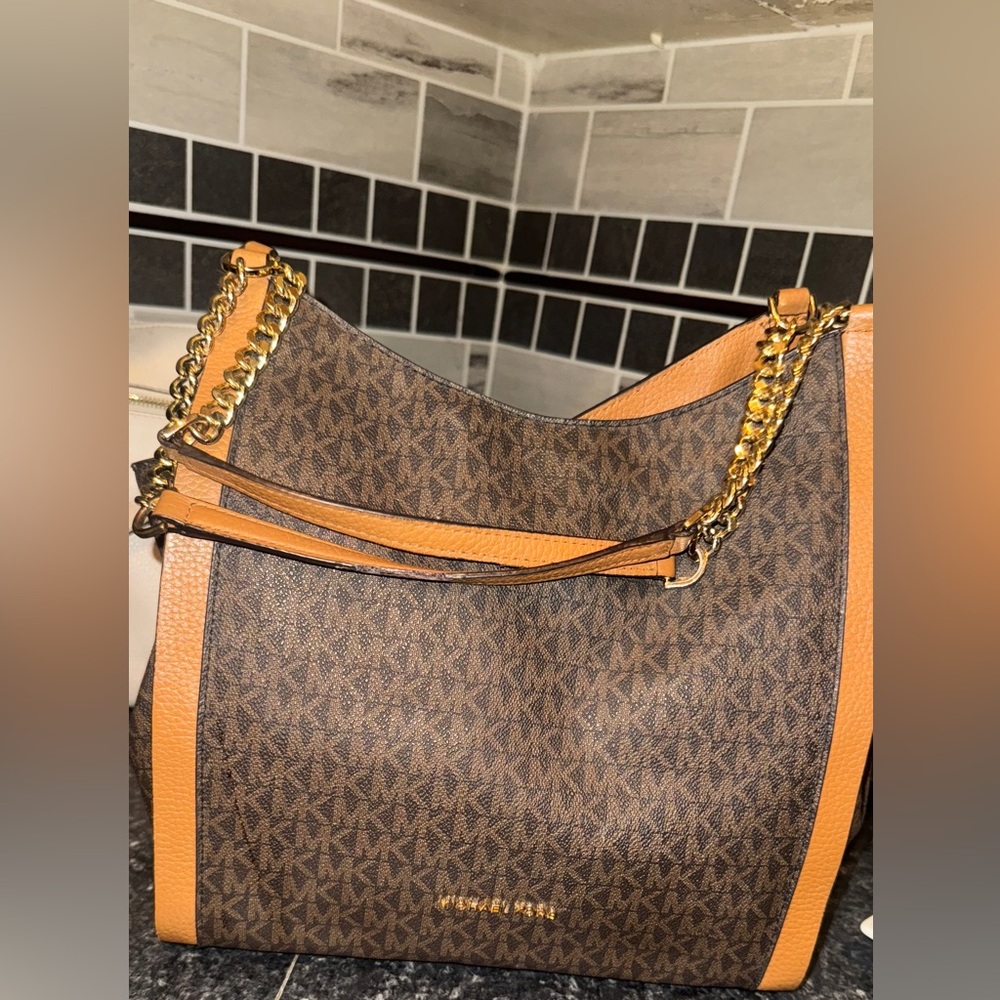 MICHAEL Michael Kors Newbury Medium Shoulder Tote Brown~